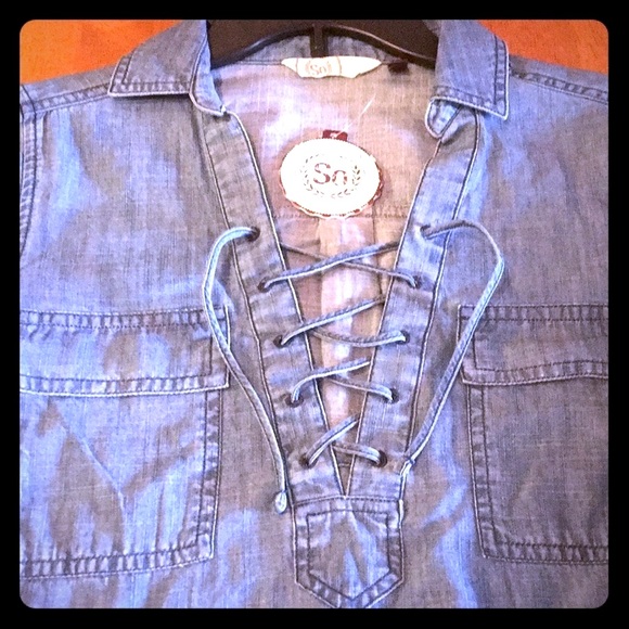 🔴 CLEARANCE 🔖 NWT SO 100% COTTON DENIM JEAN LACE-UP LONG SLEEVE SHIRT TOP XS 2 - Picture 2 of 9